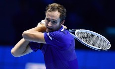 开云足球直播-ATP总决赛翻盘联合杯，梅德韦杰夫带队取胜