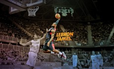 开云体育视频直播-灰熊血拼马刺，拉梅洛·鲍尔化身关键先生，导演逆转传奇