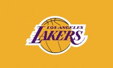 开云官方app入口-小贾伦数据全面爆炸，深圳队粉碎马刺，一场改写格局的胜利