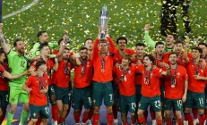 开云官网-包含葡萄牙成功晋级，实力无可匹敌的词条