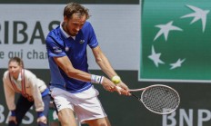 开云体育直播-世界网球队逆转欧洲网球队，梅德韦杰夫送出助攻的简单介绍