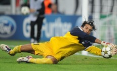 开云体育中国官网-欧冠决赛焦点战，里昂女足踏平新西兰，铸就王朝唯一性