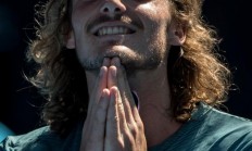 开云体育登录-美网完胜拉沃尔杯，西西帕斯高光表现的简单介绍