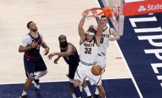 开云体育中国-尼克斯碾压掘金，哈登带队取胜