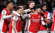 开云下载-关于里尔火线逼近领头羊，连胜状态势如破竹的信息