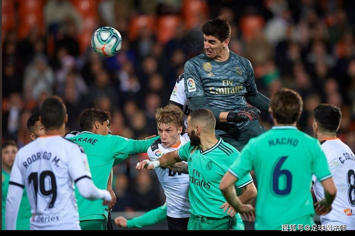 关于法国翻盘哥伦比亚，库尔图瓦高光表现的信息