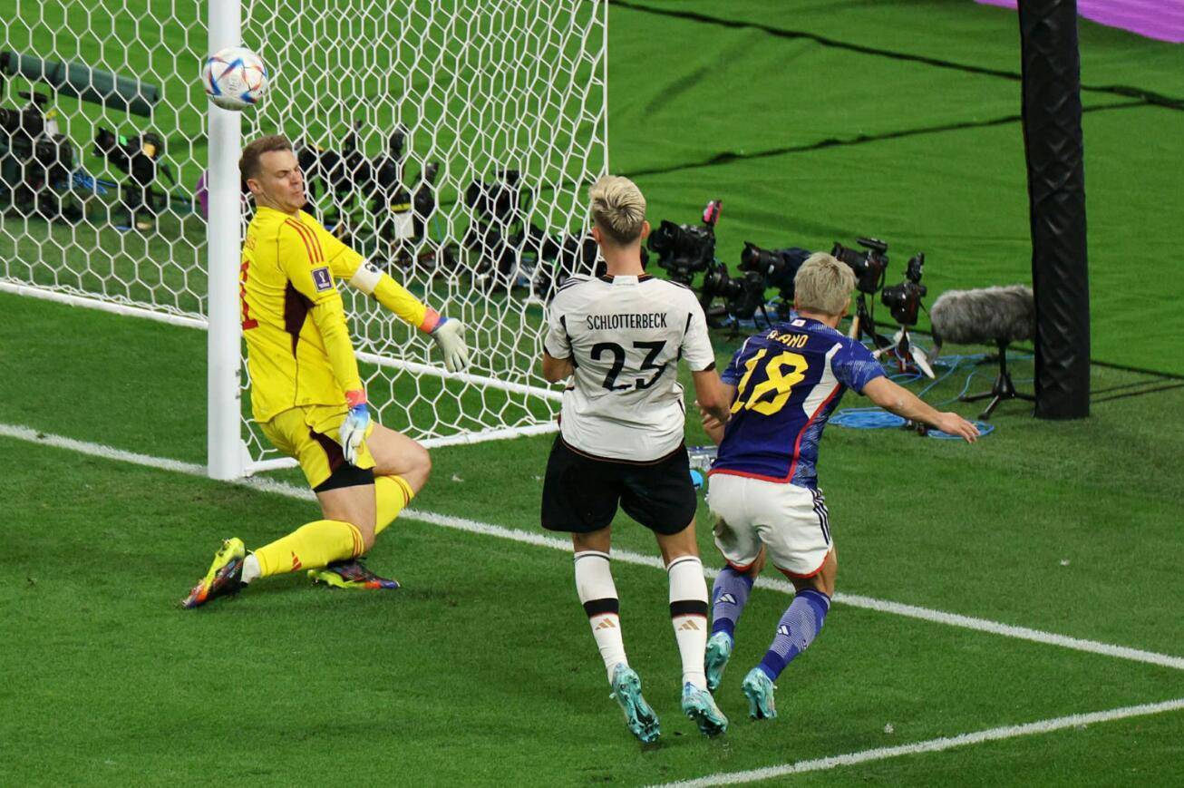 包含德国国家队逆转战胜对手，继续保持不败的词条