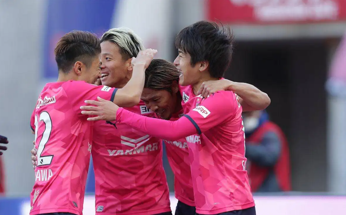 大阪樱花铁桶防守，力保胜利