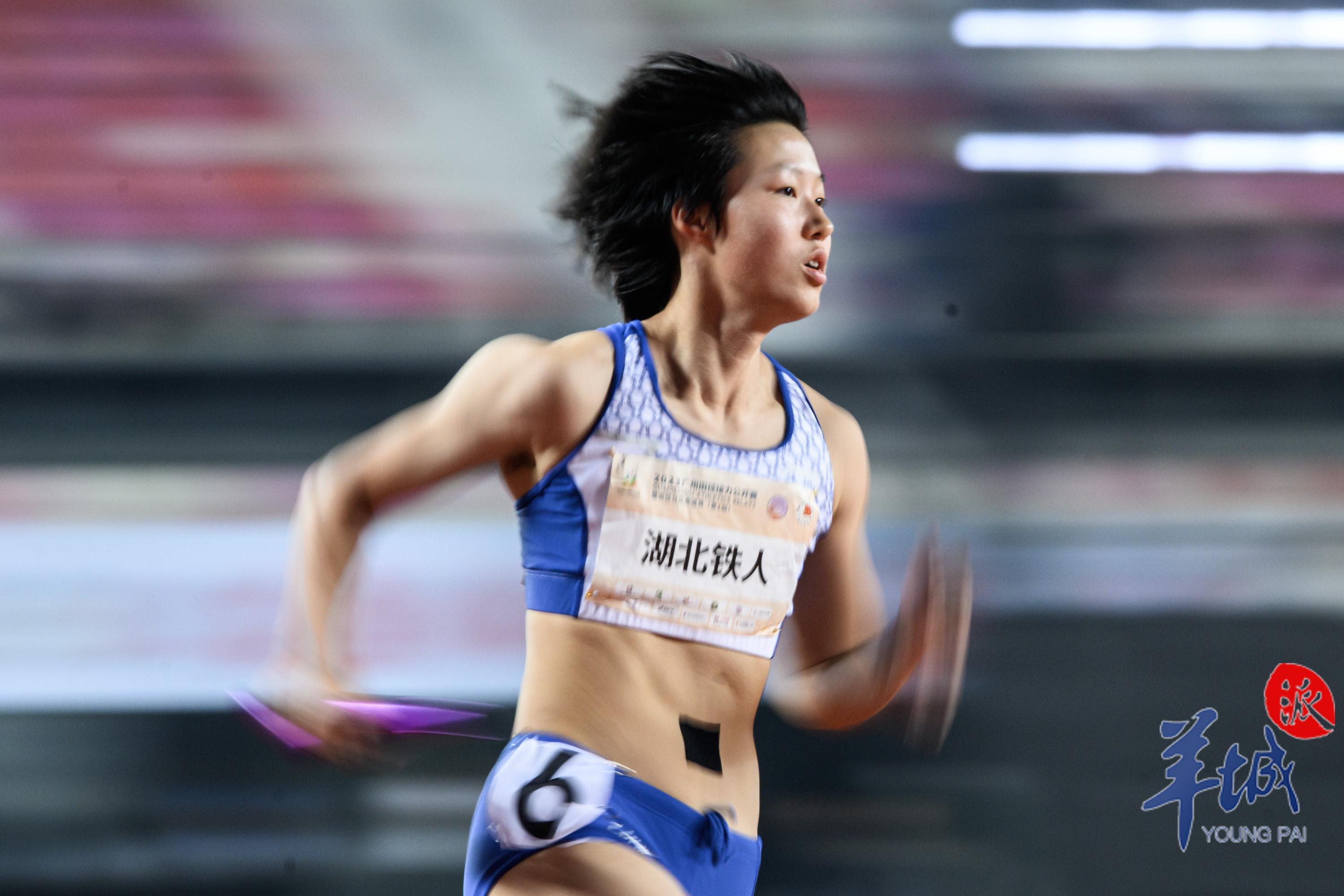 田径比赛中的精彩瞬间，引人入胜