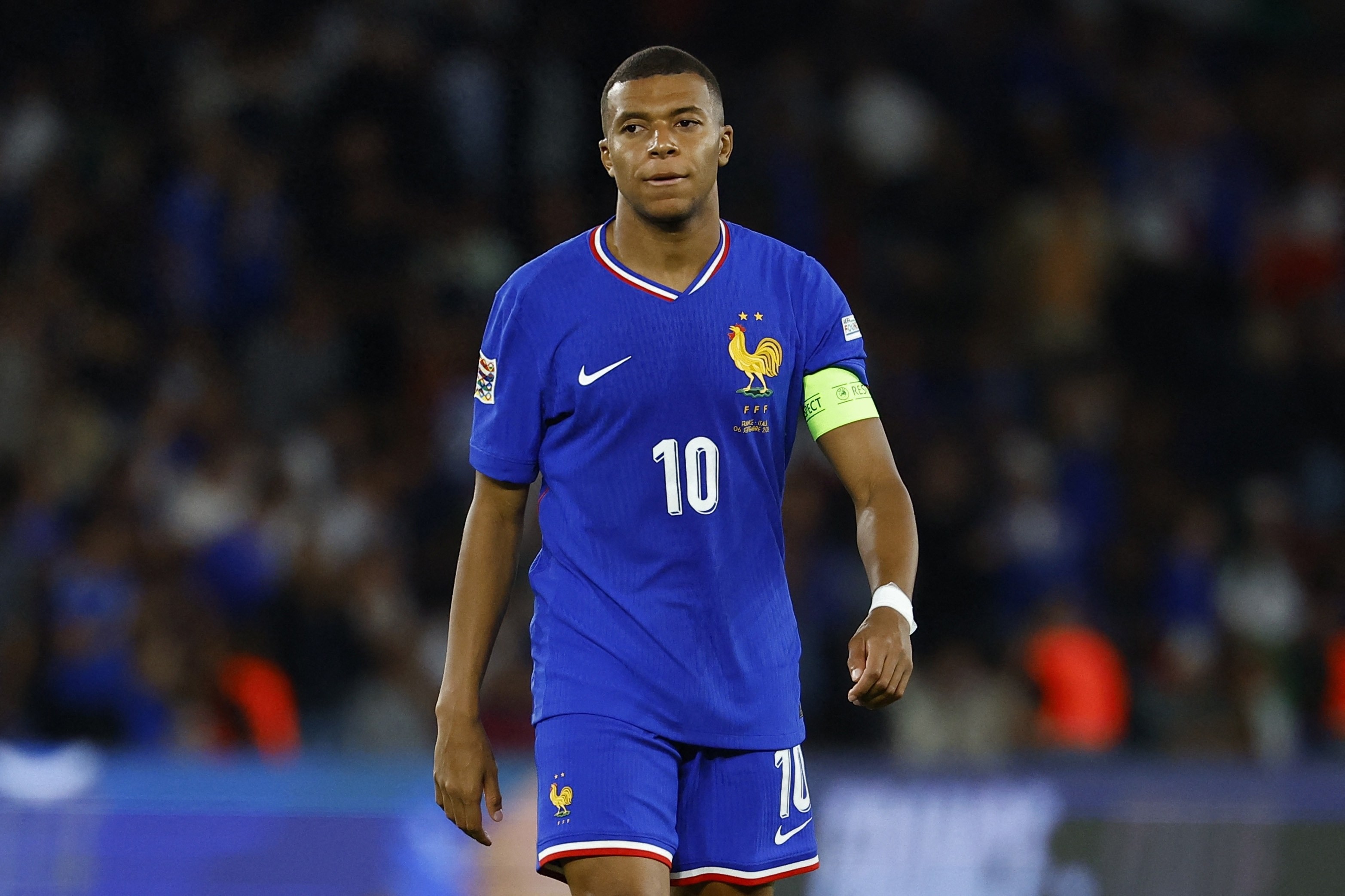 关于马赛率先破门，夺得比赛胜利的信息