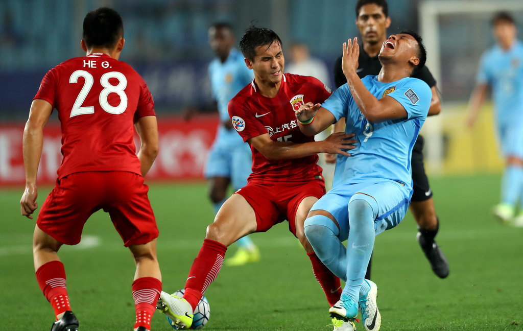 联赛收官阶段,争夺头名战打得难解难分的简单介绍 联赛收官阶段,争夺头名战打得难解难分的简单介绍