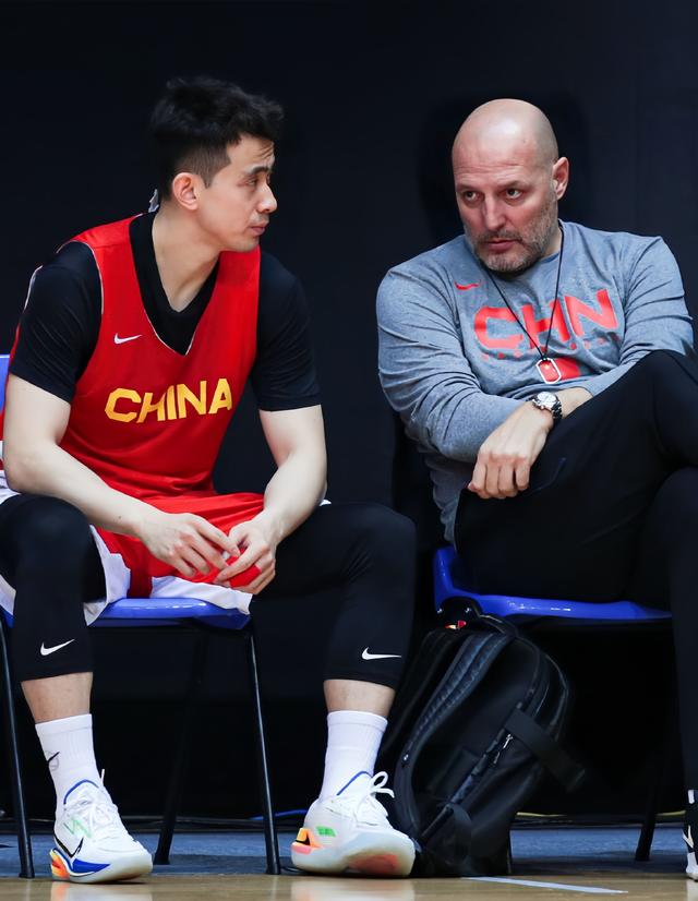 天津队轻取步行者,赵继伟惊艳四座的简单介绍 天津队轻取步行者,赵继伟惊艳四座的简单介绍