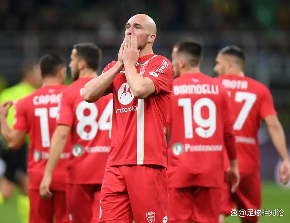 包含罗马主场强势，主帅新战术颇具成效的词条