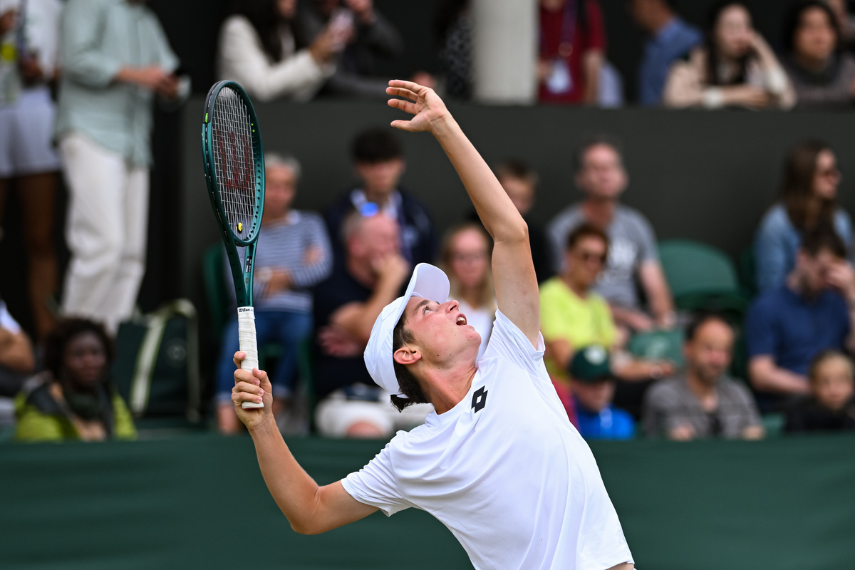 关于欧洲网球队鏖战西班牙网球队，阿尔卡拉斯完成帽子戏法的信息