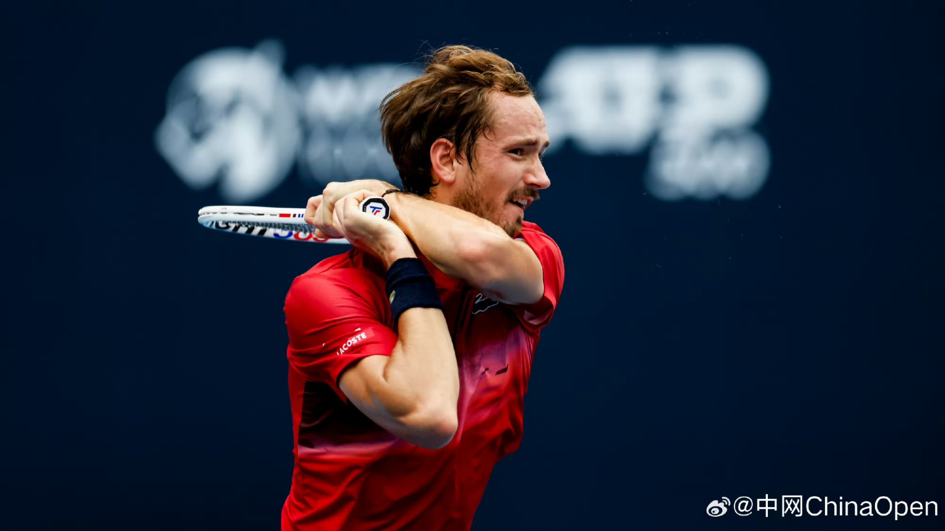 美国网球队绝地反击西班牙网球队，梅德韦杰夫绝境逆转的简单介绍