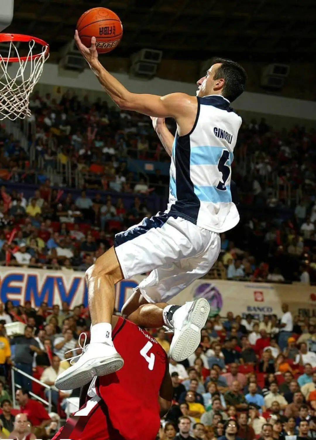 阿根廷男篮绝杀巴西男篮，萨博尼斯一己之力扛起全队的简单介绍