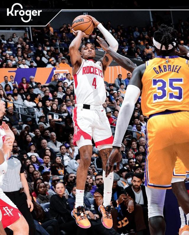 中国男篮绝地反击勇士，丹尼·格林送出助攻的简单介绍