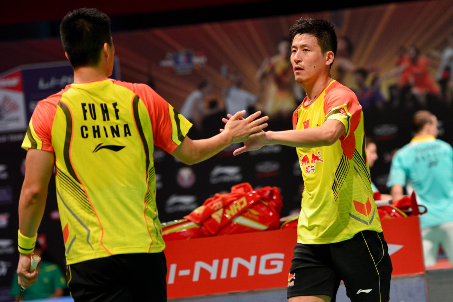 中国队逆转英格兰队，波尔带队取胜