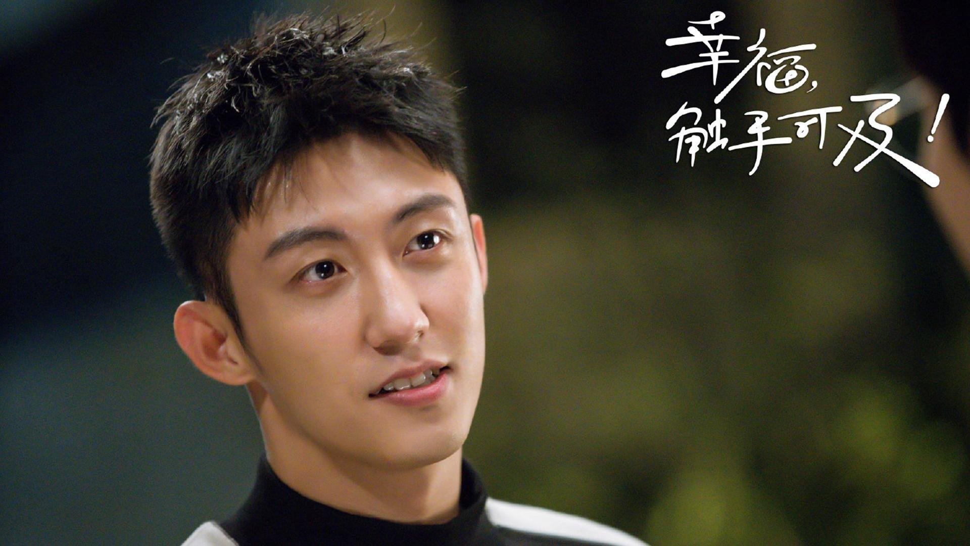 赛道与绿茵的碰撞,当F1争冠焦点战遇上AC米兰的致命一击